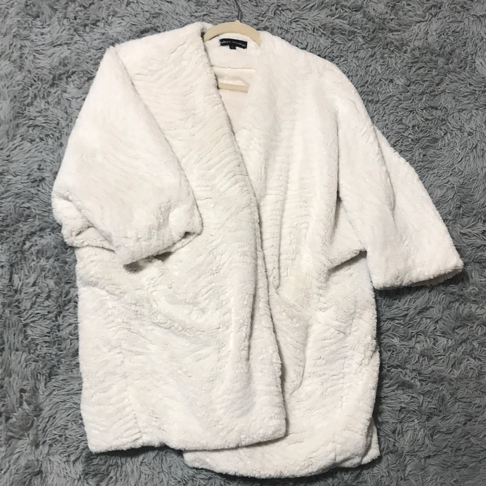 Size M can be good as L also very much like new
